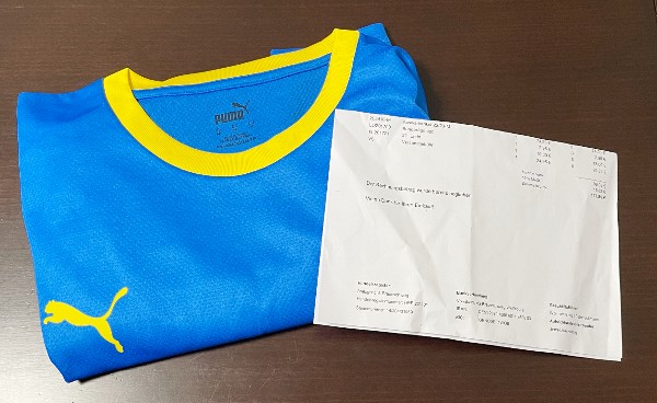 元横浜F・マリノス所属、遠藤渓太選手のアイントラハト・ブラウンシュヴァイクのユニフォームを買った。：ユニフォームと伝票